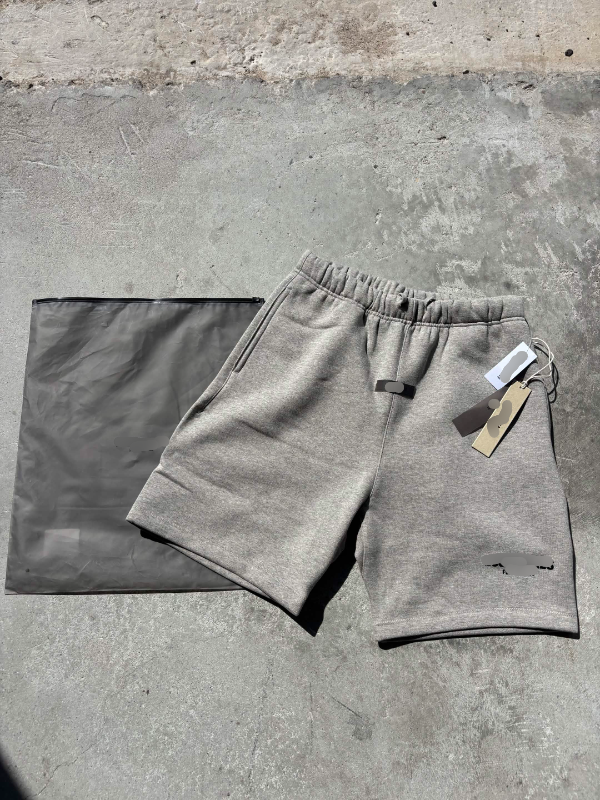 essentcials shorts heather